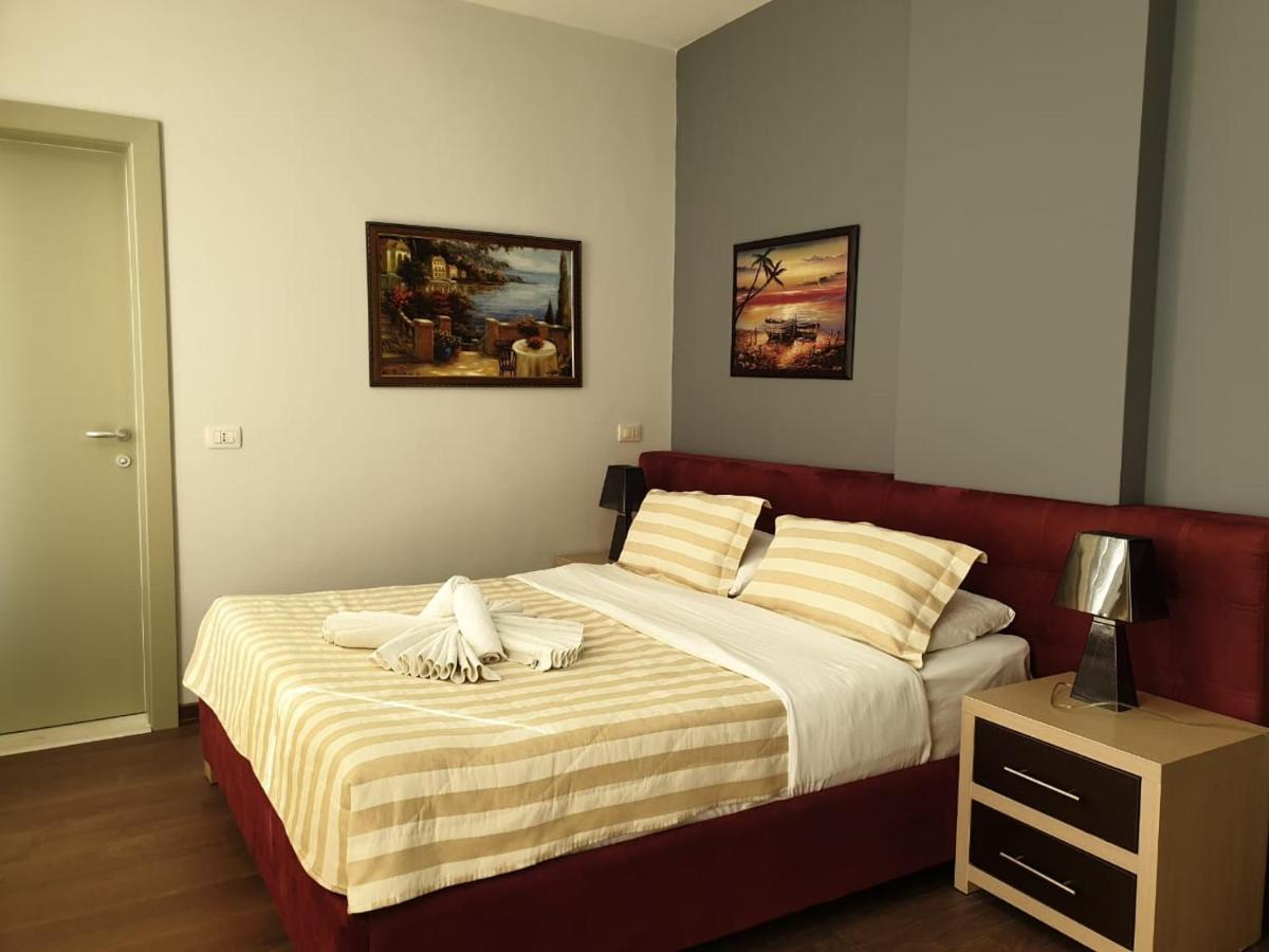Perandor Beach Дуррес Екстер'єр фото